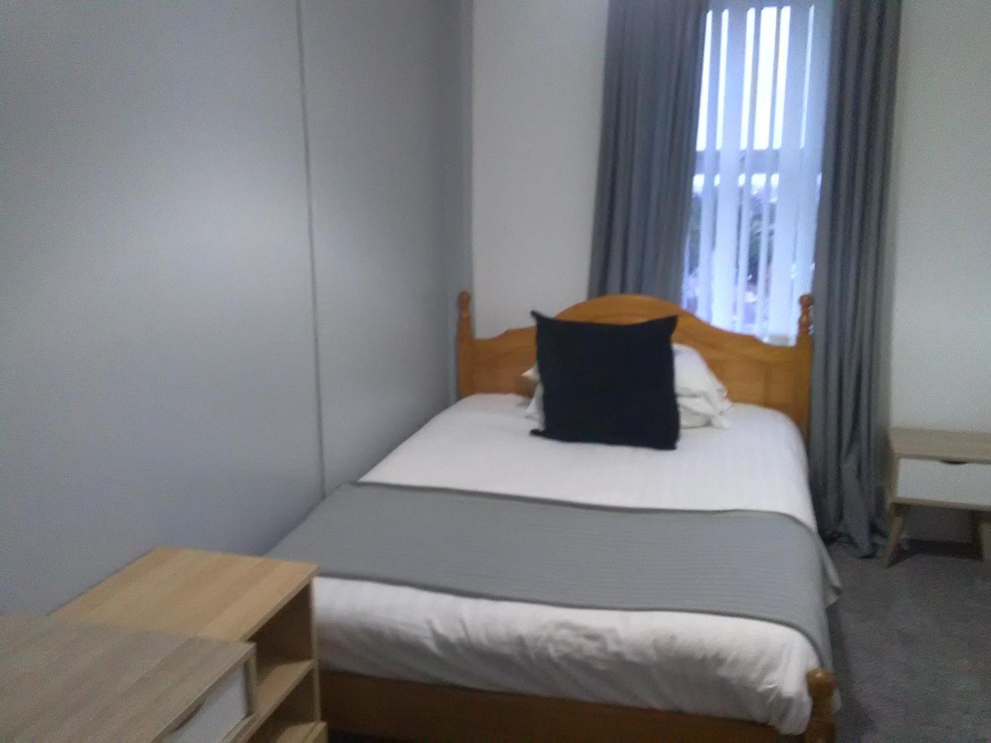 Newcastle West Hotel & Bar Room photo